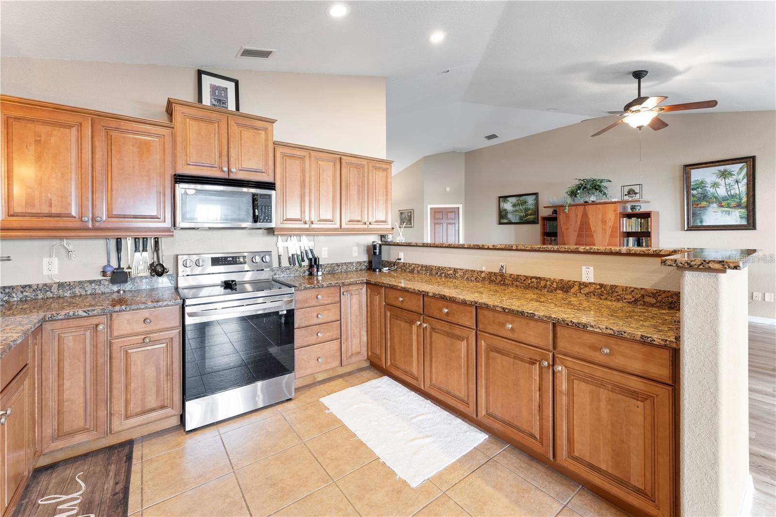 ORANGE BLOSSOM CC CMNTY - Residential