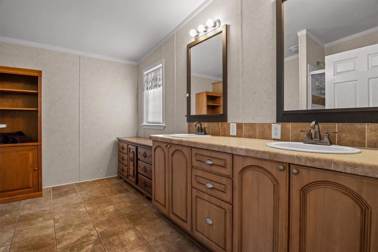 CITRUS WOODS ESTATES - Residential