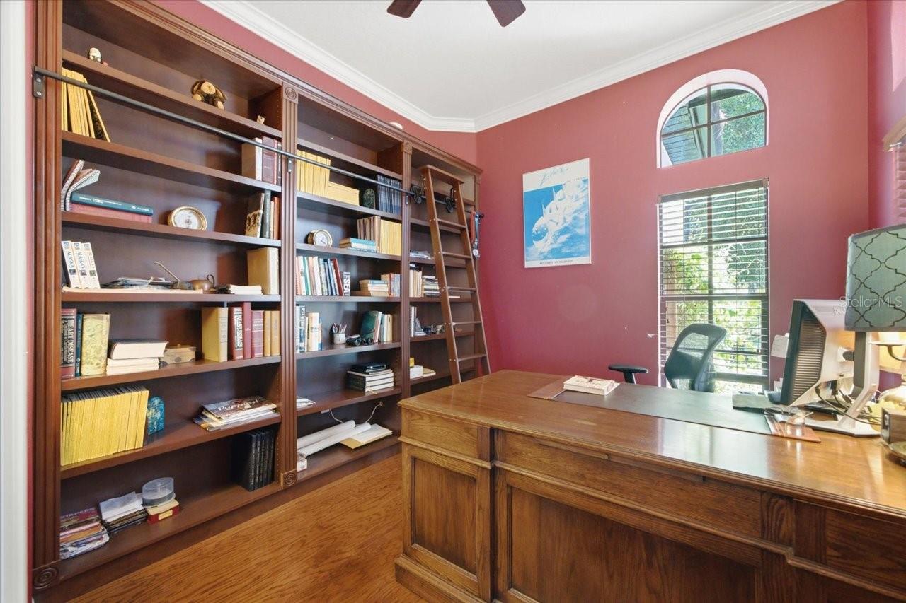PINE CREST ESTATES - Residential
