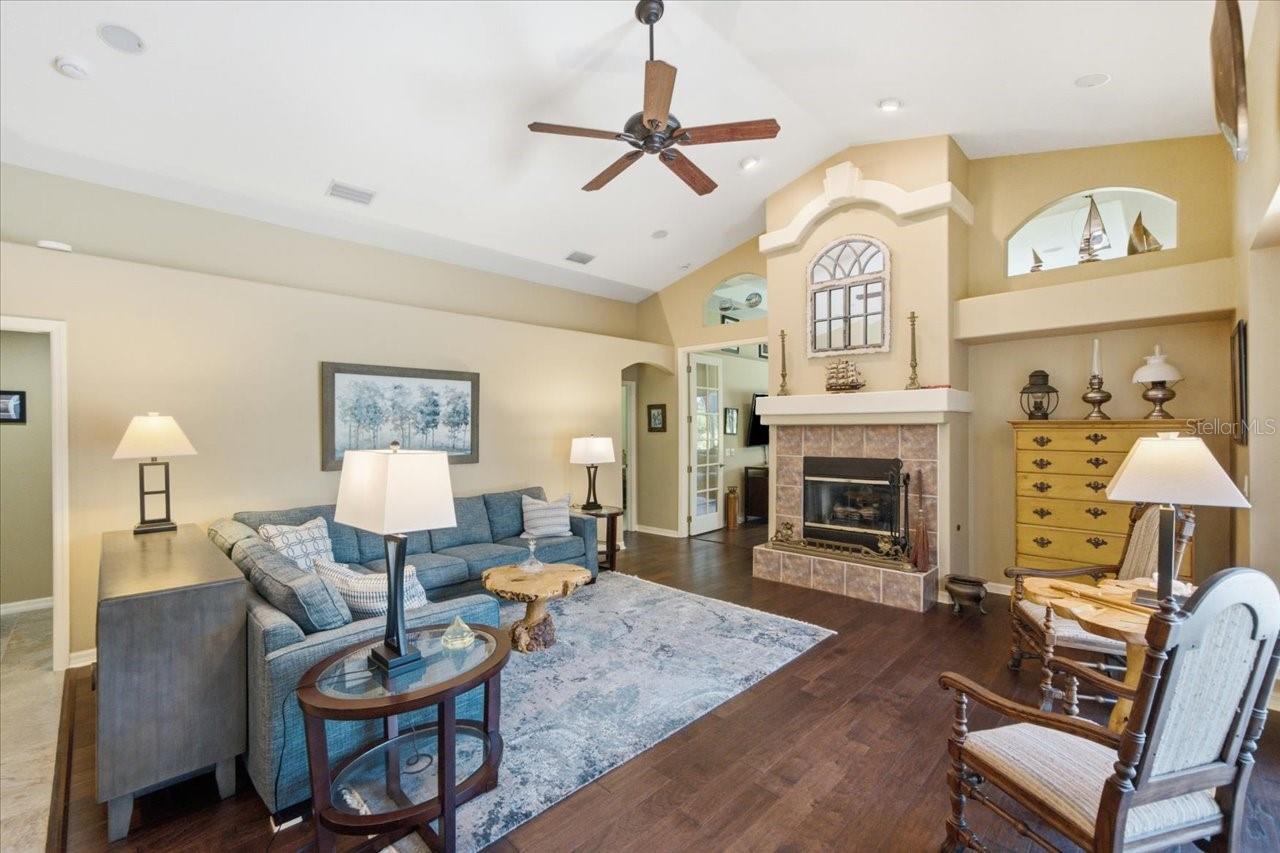 PINE CREST ESTATES - Residential