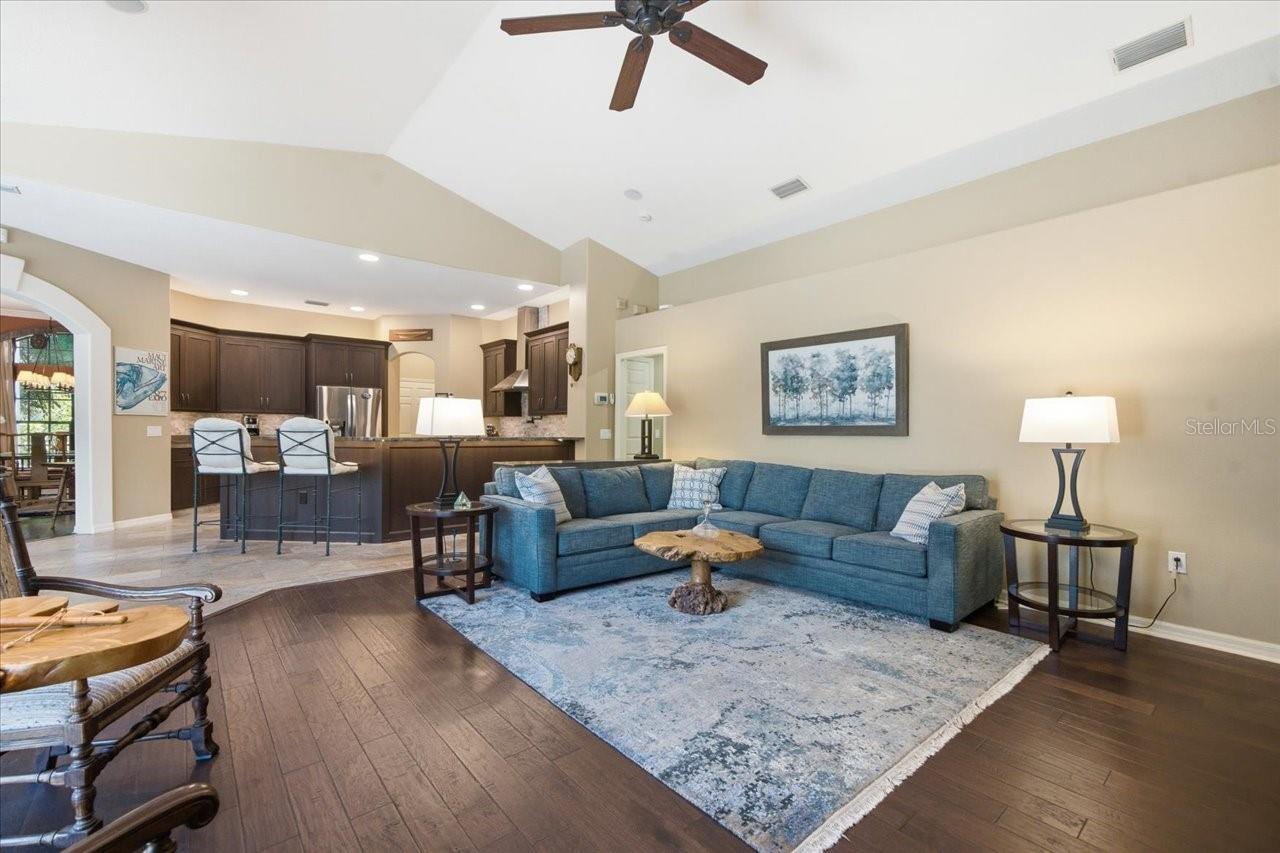 PINE CREST ESTATES - Residential