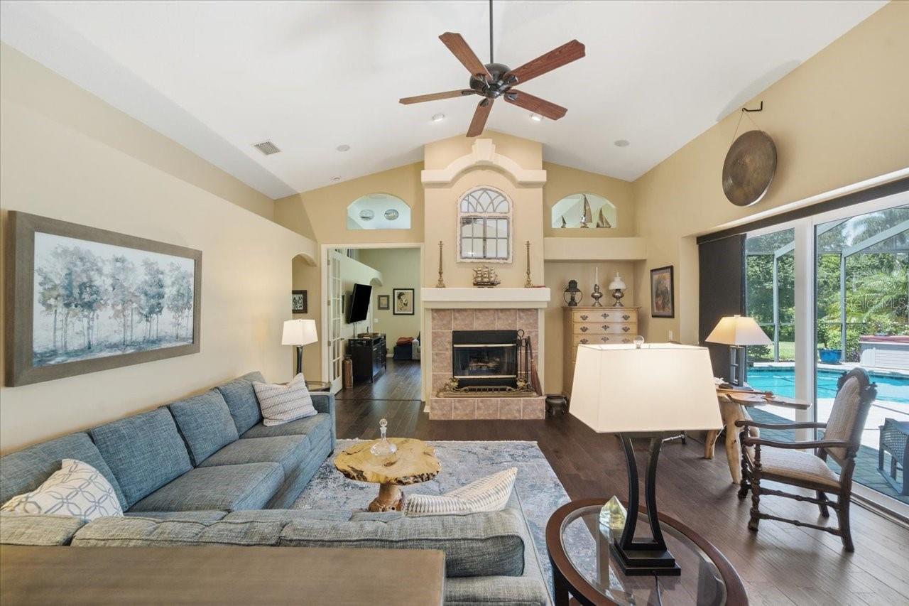 PINE CREST ESTATES - Residential