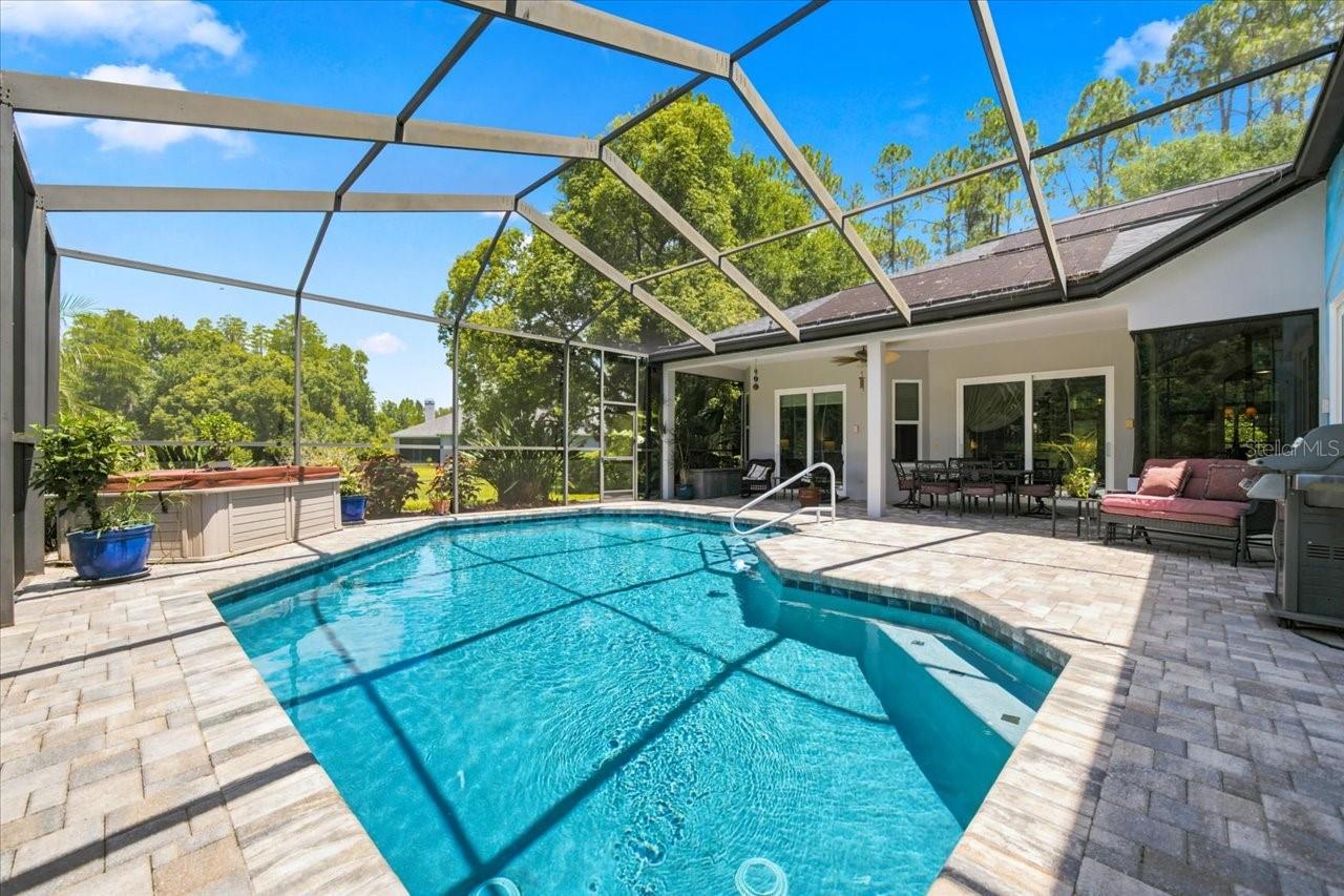 PINE CREST ESTATES - Residential