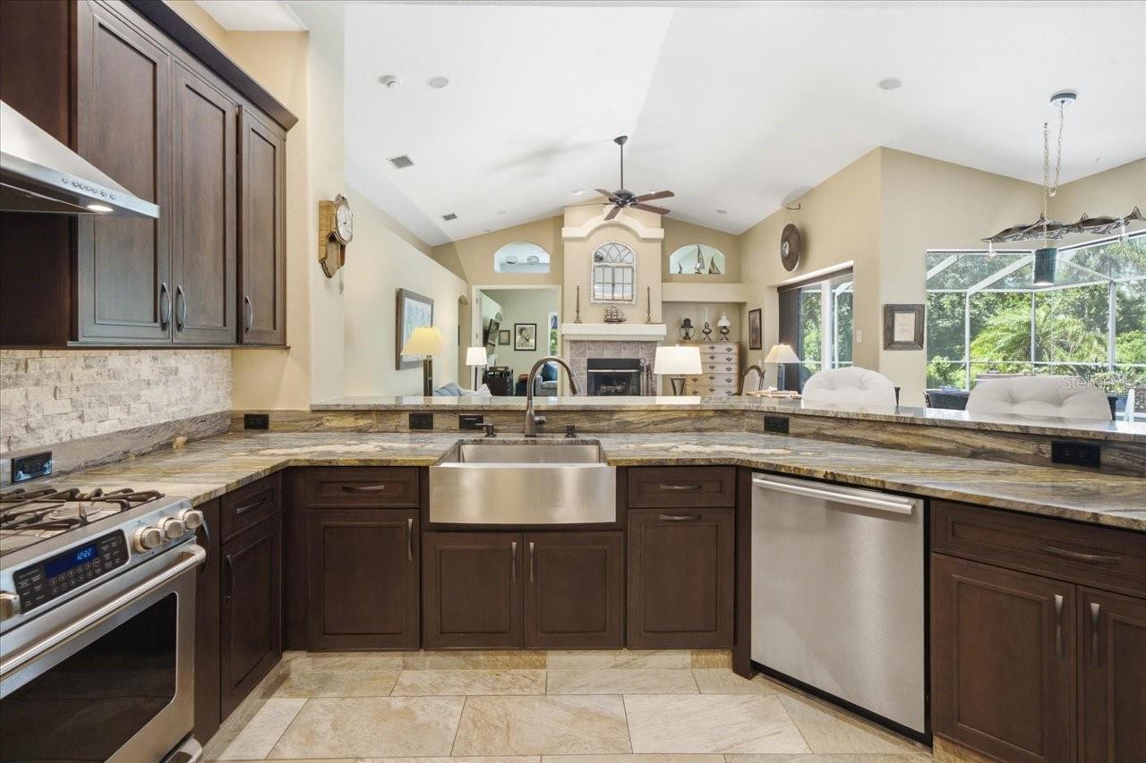 PINE CREST ESTATES - Residential