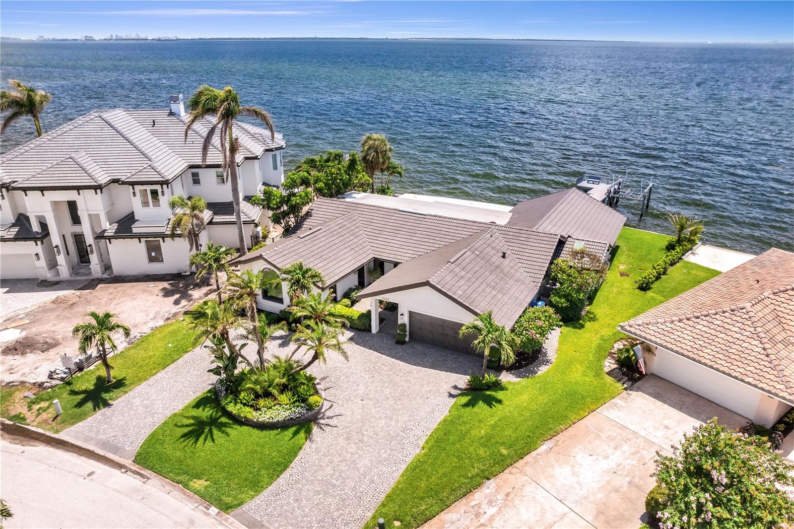 VENETIAN ISLES - Residential