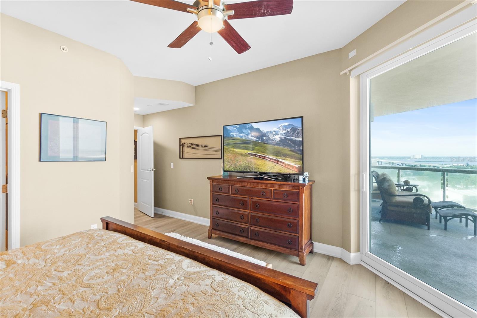 OCEAN VILLAS CONDO - Residential