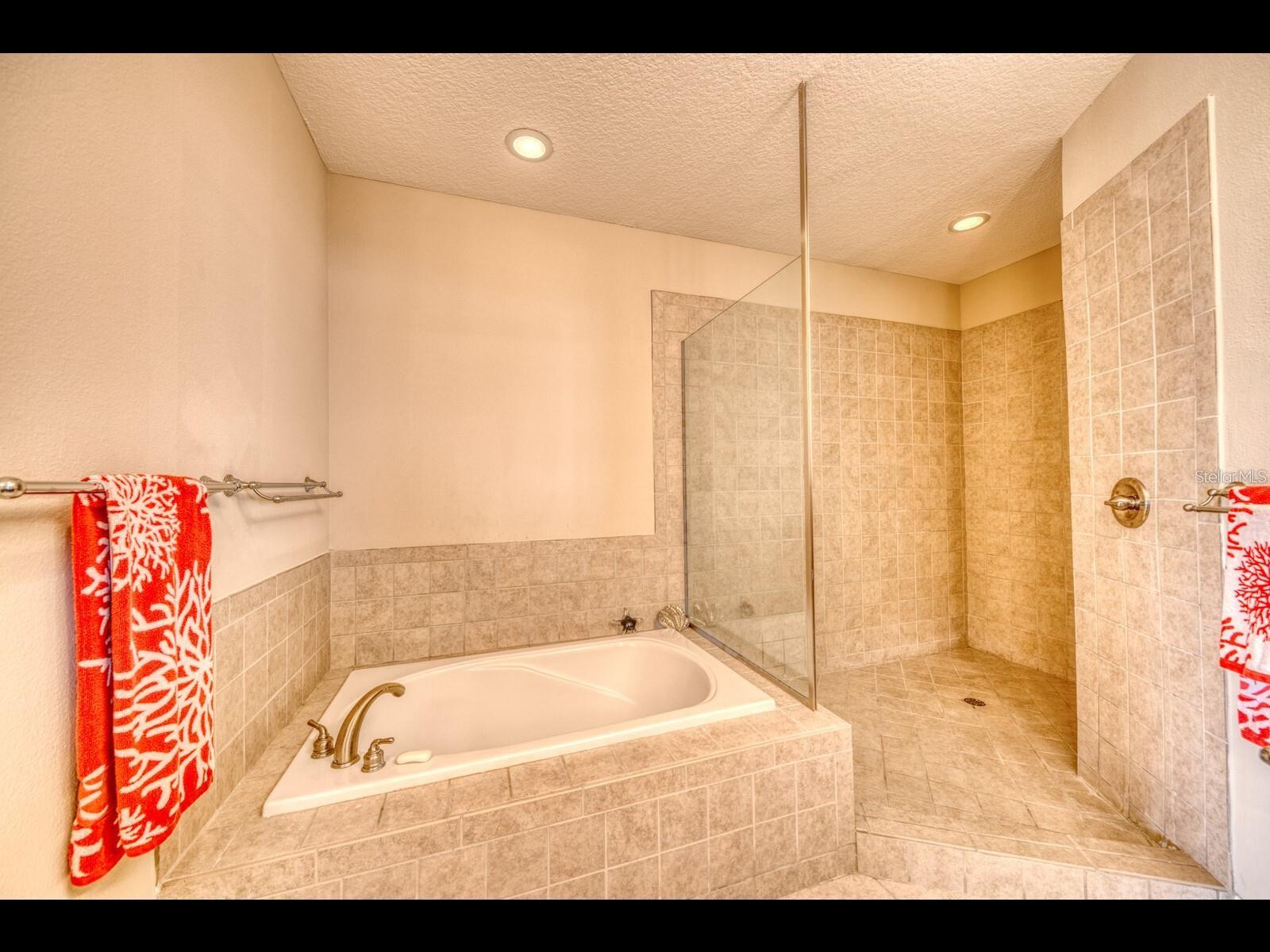 BELLASOL WATERFRONT VILLAS A C - Residential Lease