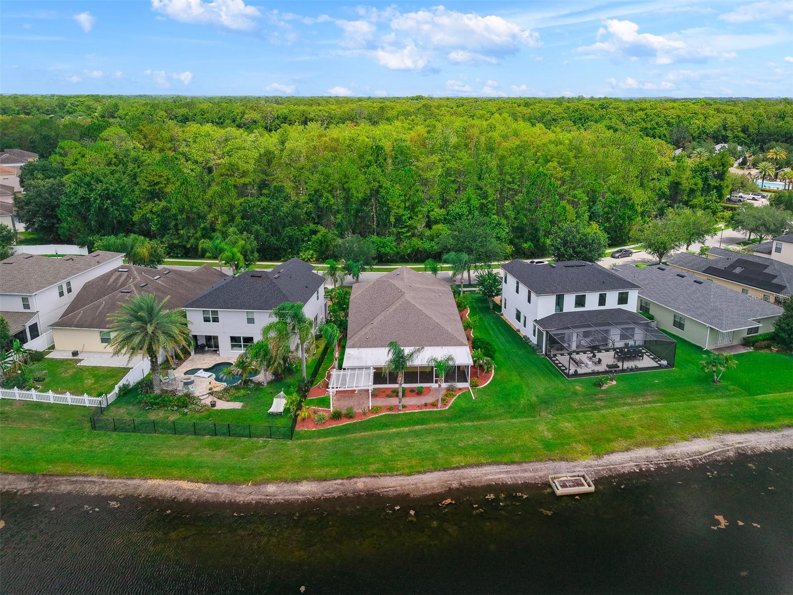WOODLAND LAKES PRESERVE - Residential
