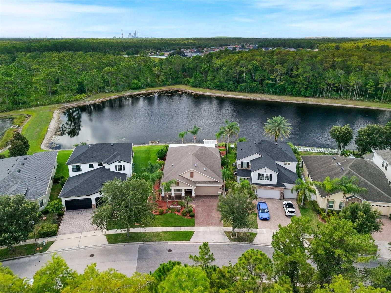 WOODLAND LAKES PRESERVE - Residential