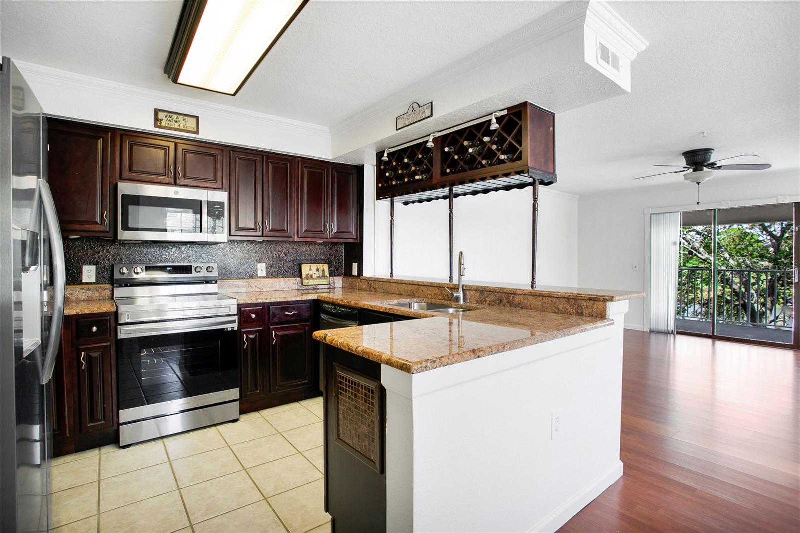 AUDUBON VLS/HUNTERS CRK CONDO - Residential Lease