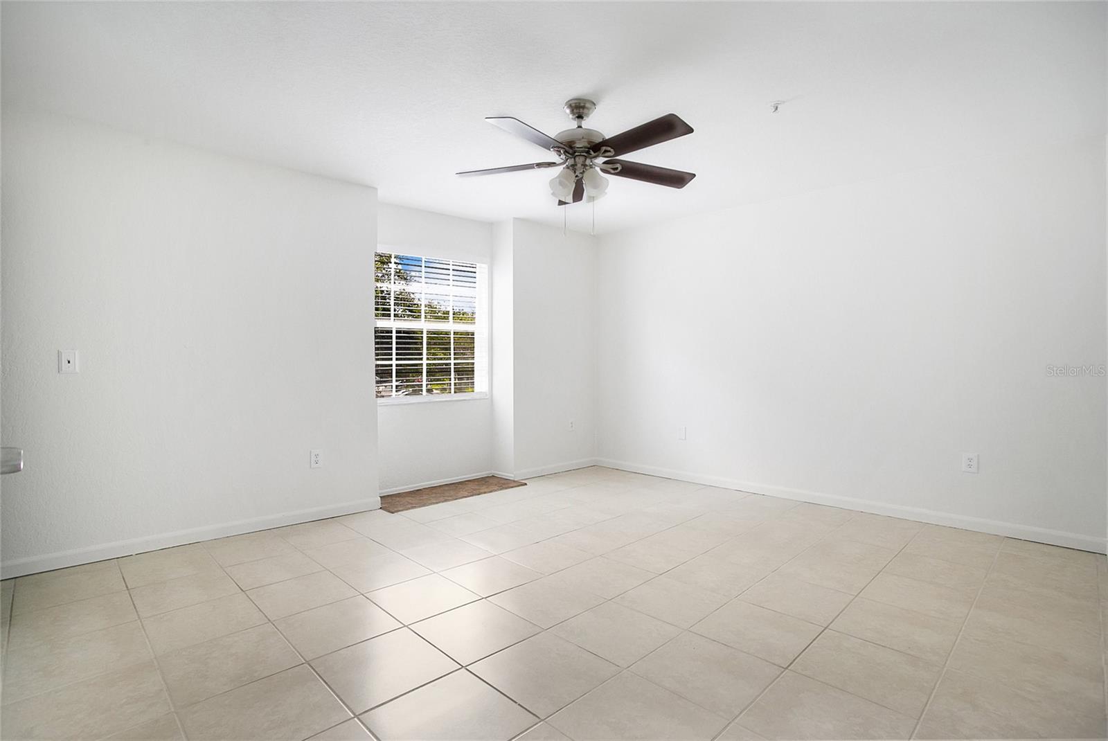 AUDUBON VLS/HUNTERS CRK CONDO - Residential Lease