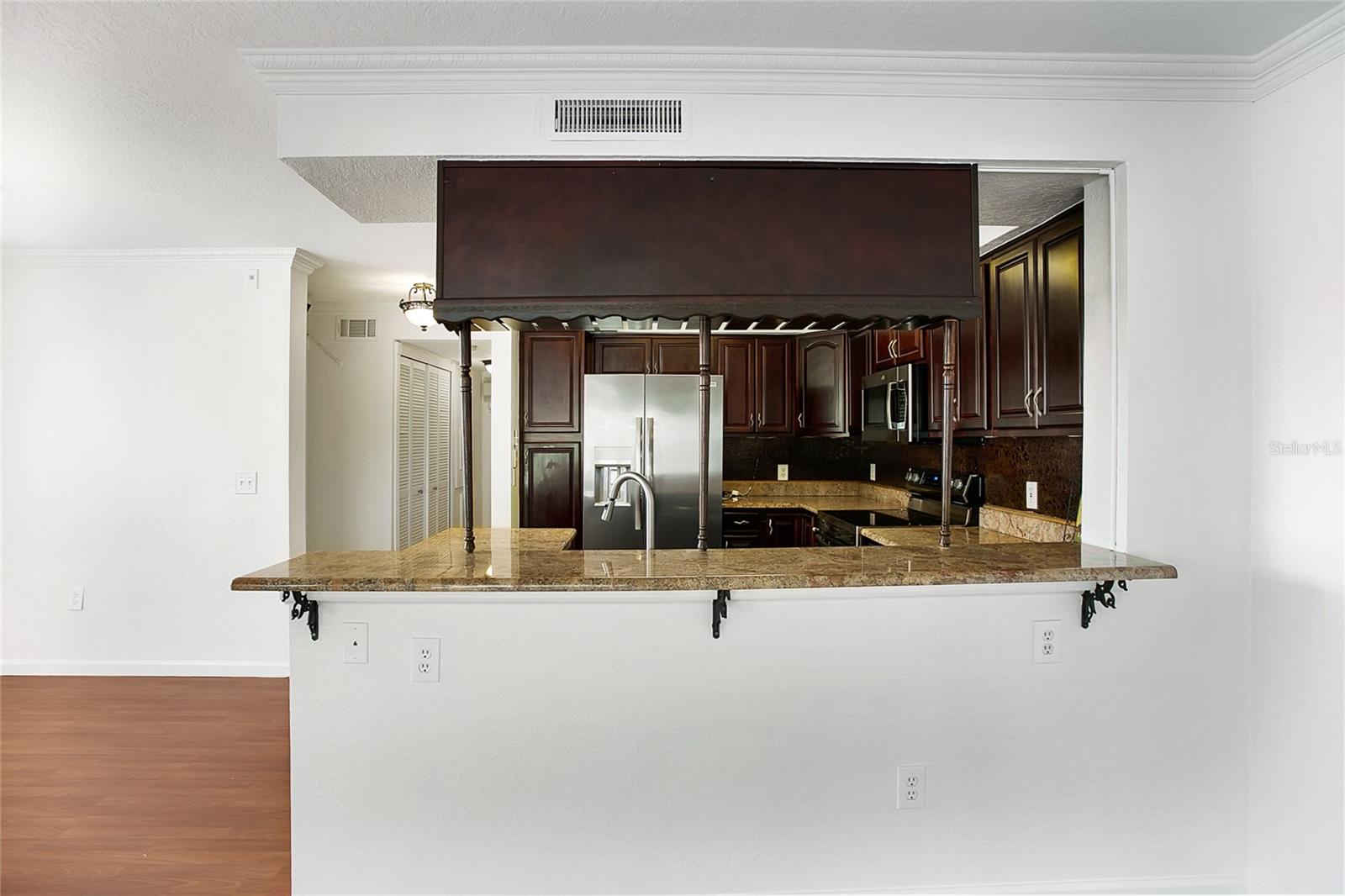 AUDUBON VLS/HUNTERS CRK CONDO - Residential Lease