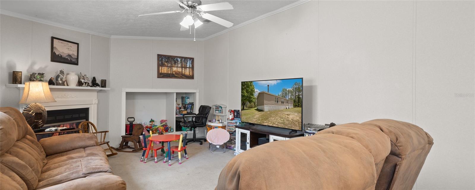 WILLISTON HIGHLANDS - Residential