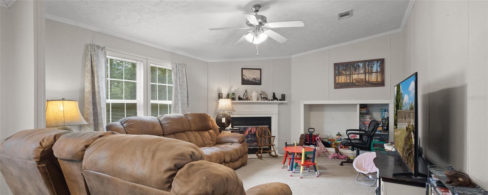 WILLISTON HIGHLANDS - Residential