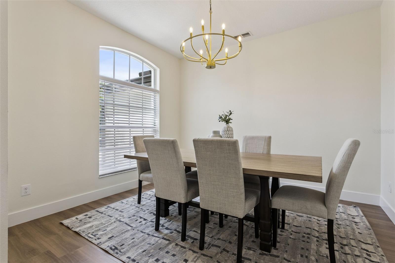 ARROWHEAD PH 01 - Residential