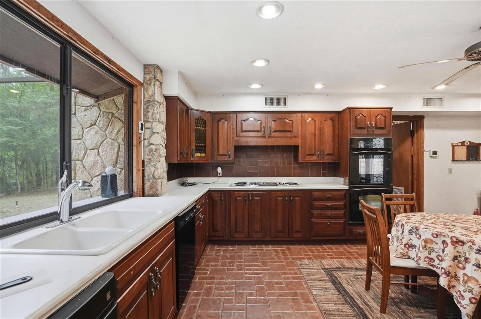 NEWSOME ESTATES - Residential