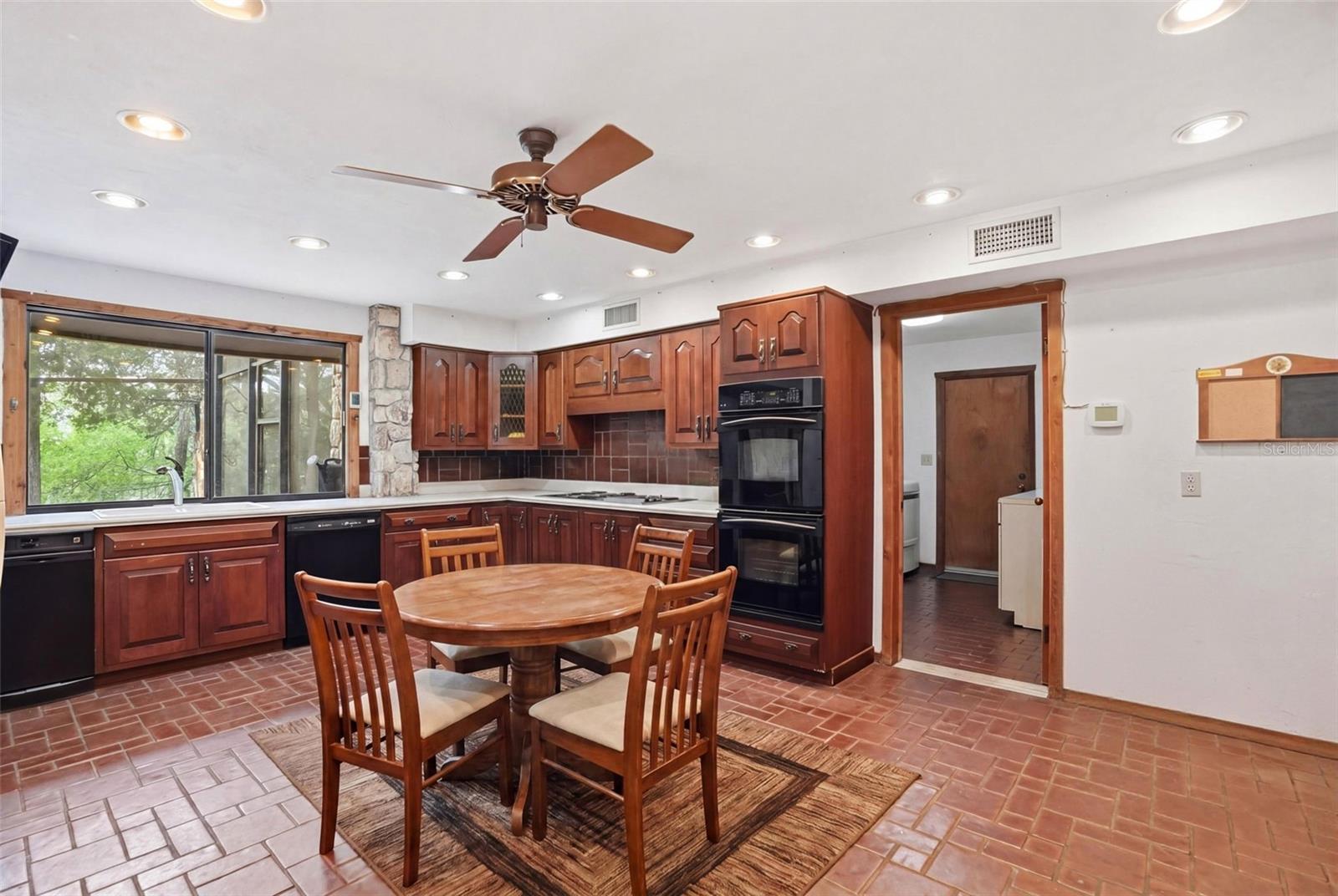 NEWSOME ESTATES - Residential