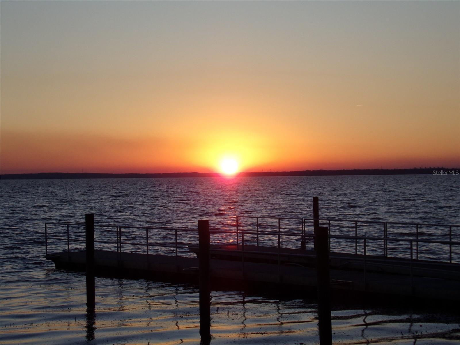 LAKESIDE CONDO APTS - Residential