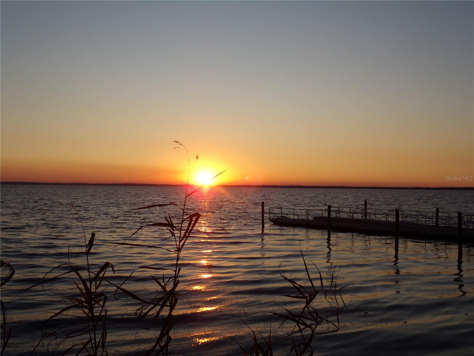 LAKESIDE CONDO APTS - Residential