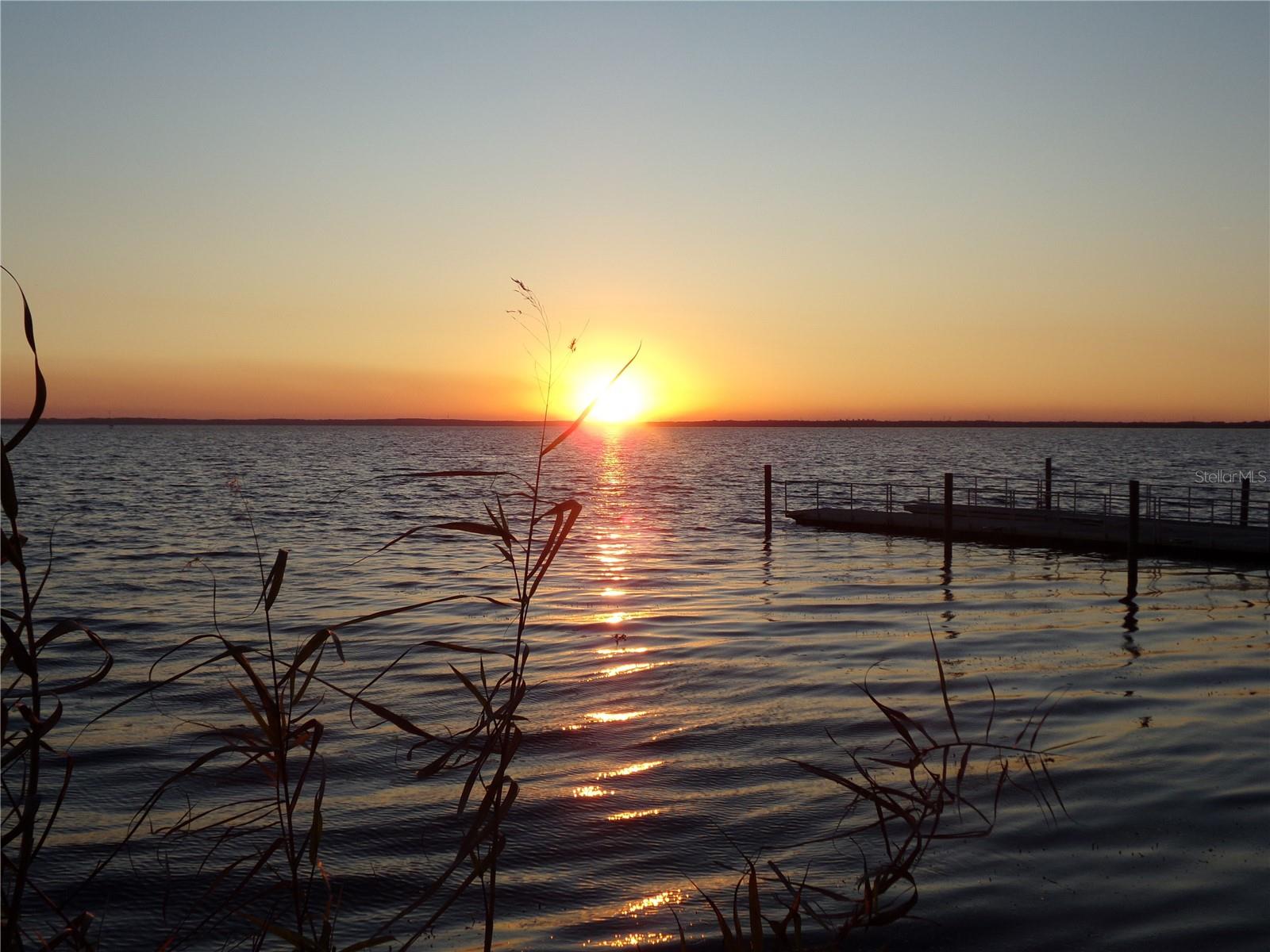 LAKESIDE CONDO APTS - Residential