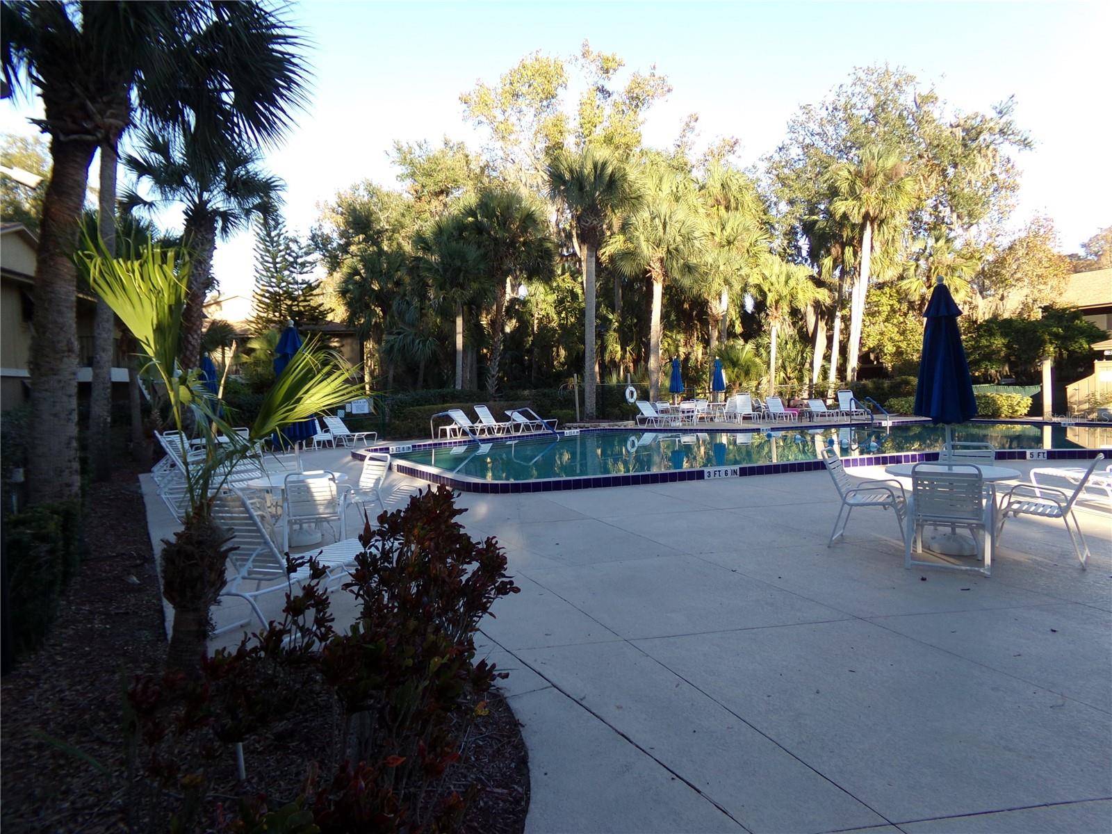 LAKESIDE CONDO APTS - Residential