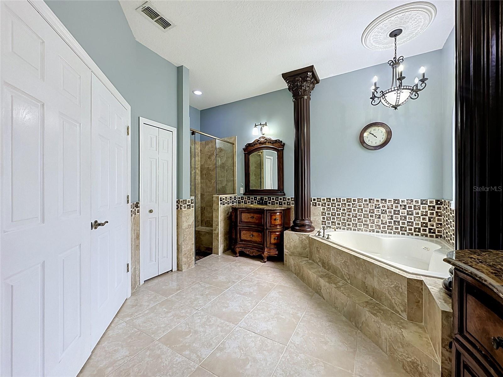 CLERMONT REGENCY HILLS PH 03 LT 67 PB 49 - Residential