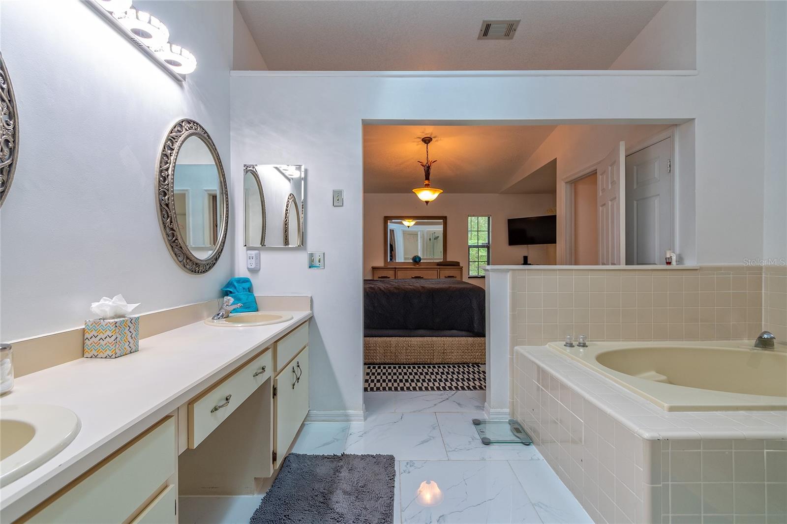 SANDPOINTE TWNHS SEC 07 - Residential