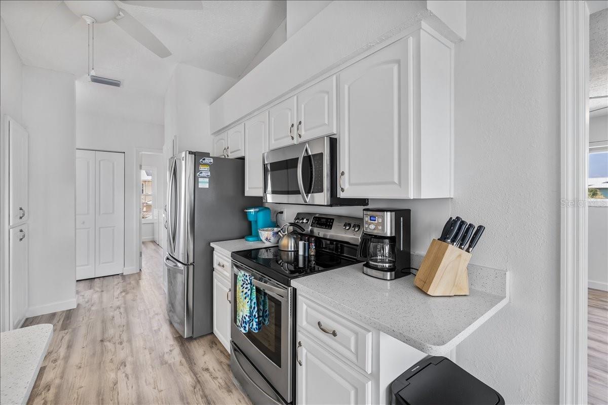 HERNANDO BEACH - Residential
