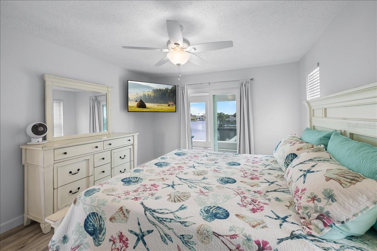 HERNANDO BEACH - Residential