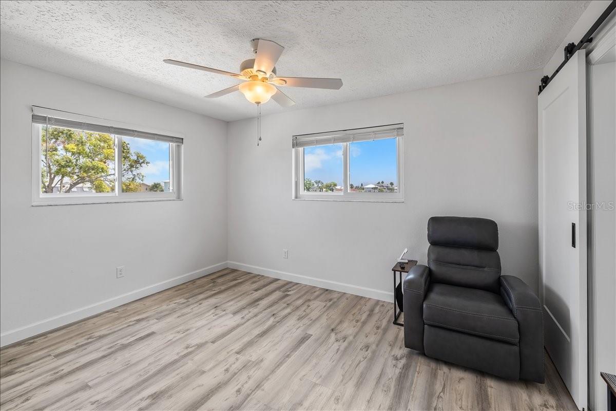HERNANDO BEACH - Residential