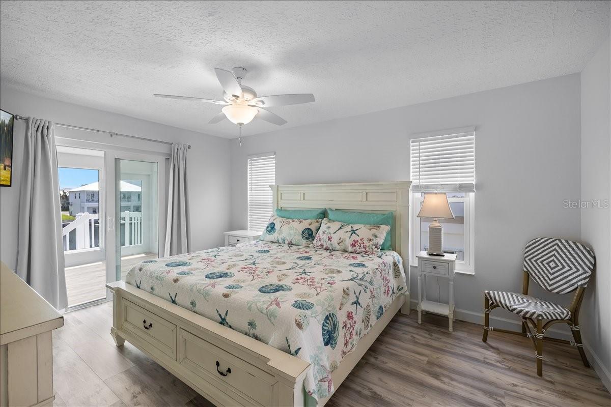 HERNANDO BEACH - Residential