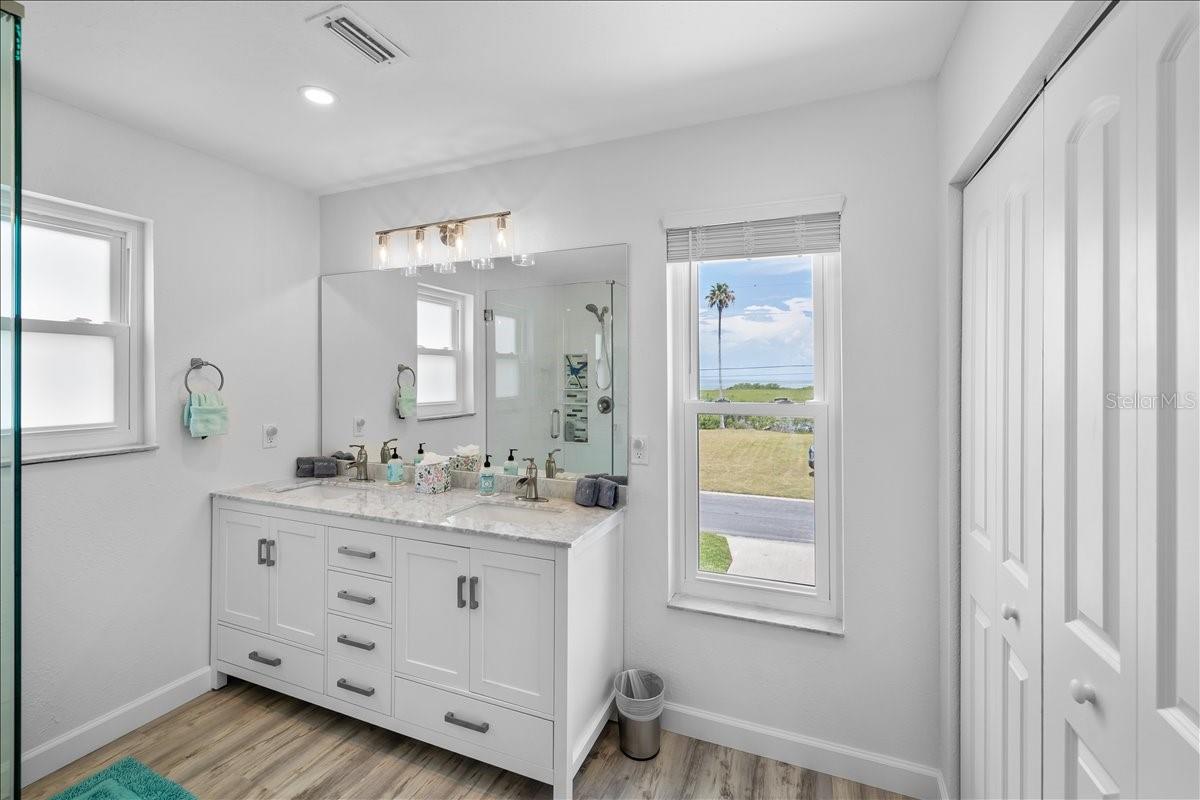 HERNANDO BEACH - Residential