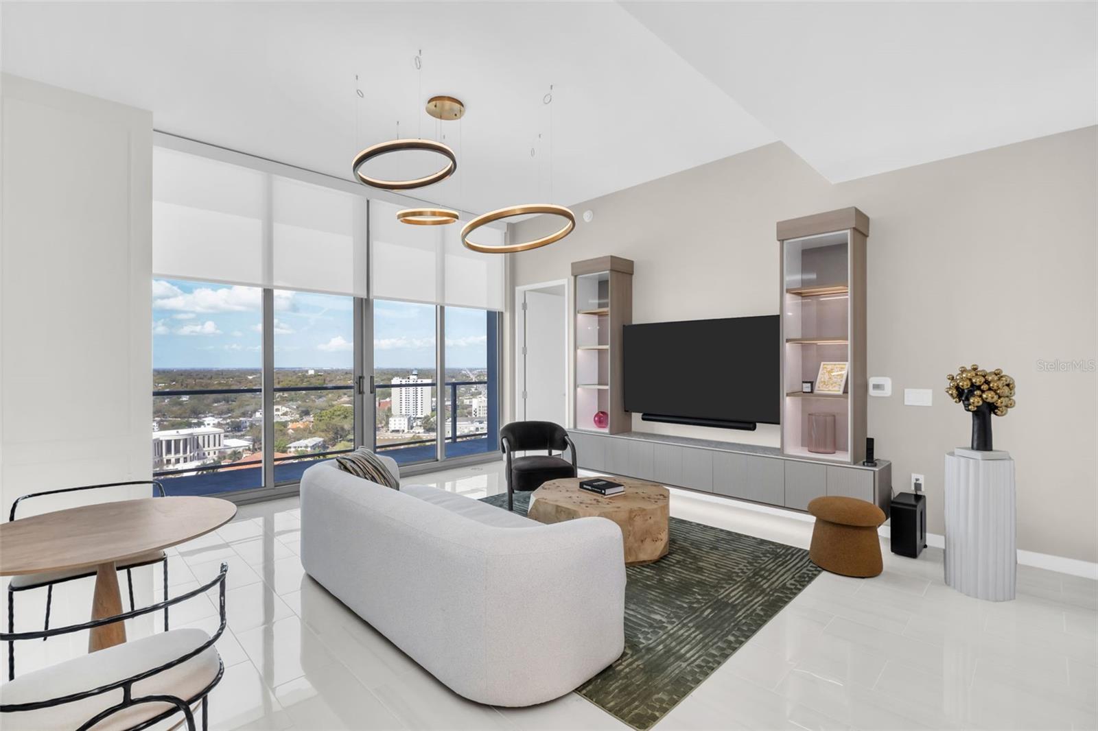 400 CENTRAL - Residential