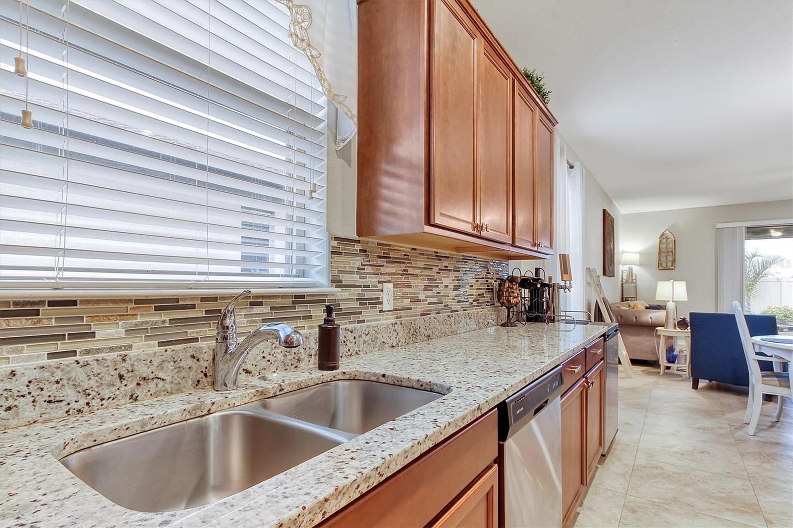 SPLIT OAK ESTATES - Residential Lease