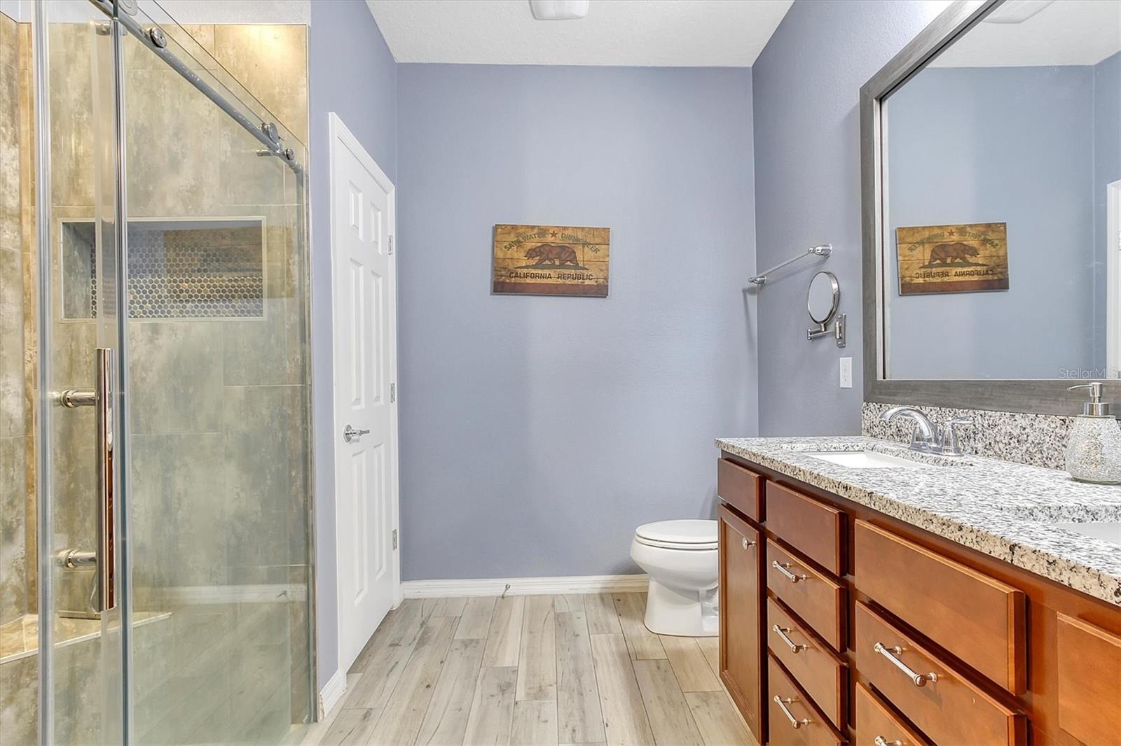 SPLIT OAK ESTATES - Residential Lease