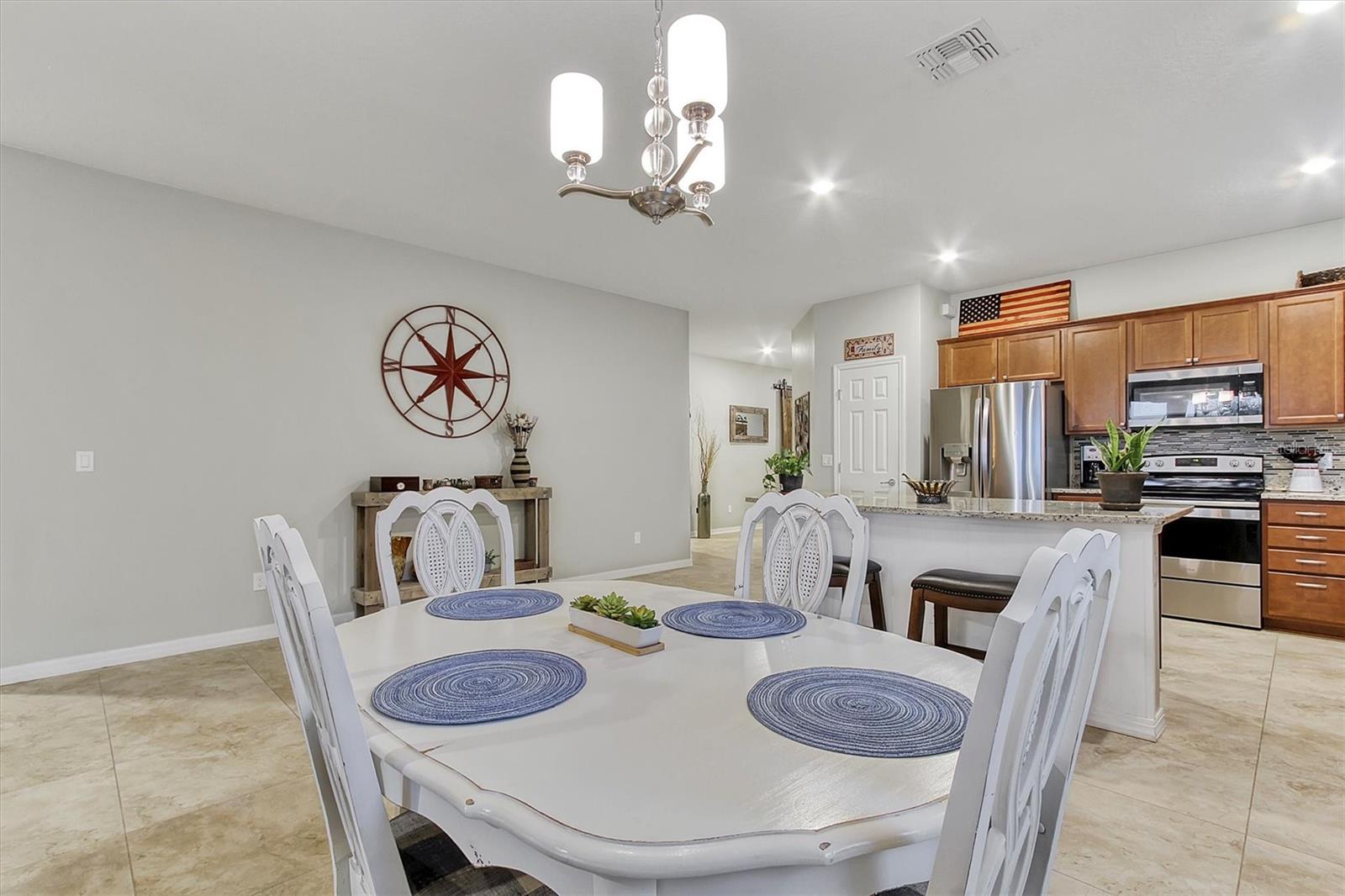 SPLIT OAK ESTATES - Residential Lease