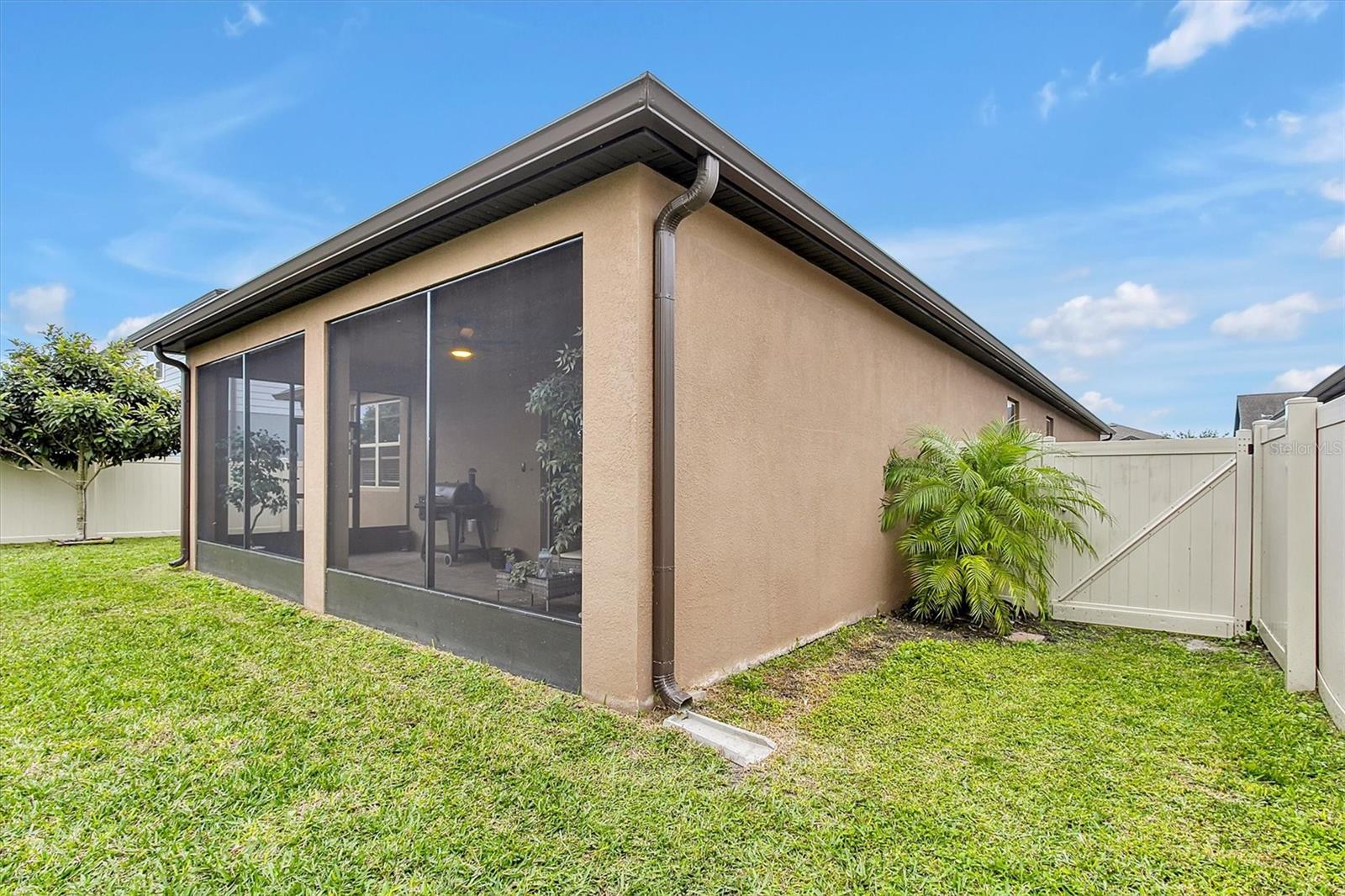 SPLIT OAK ESTATES - Residential Lease
