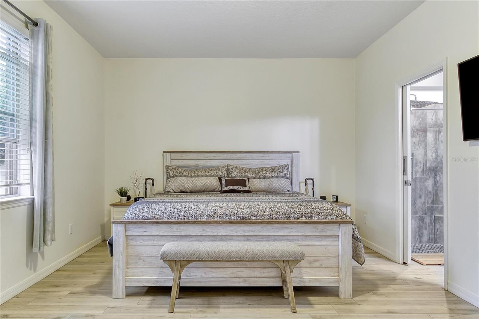 SPLIT OAK ESTATES - Residential Lease