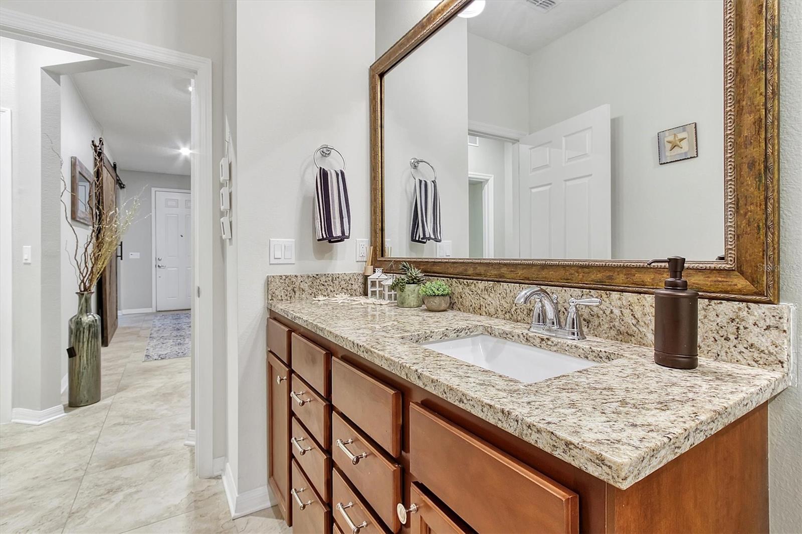SPLIT OAK ESTATES - Residential Lease