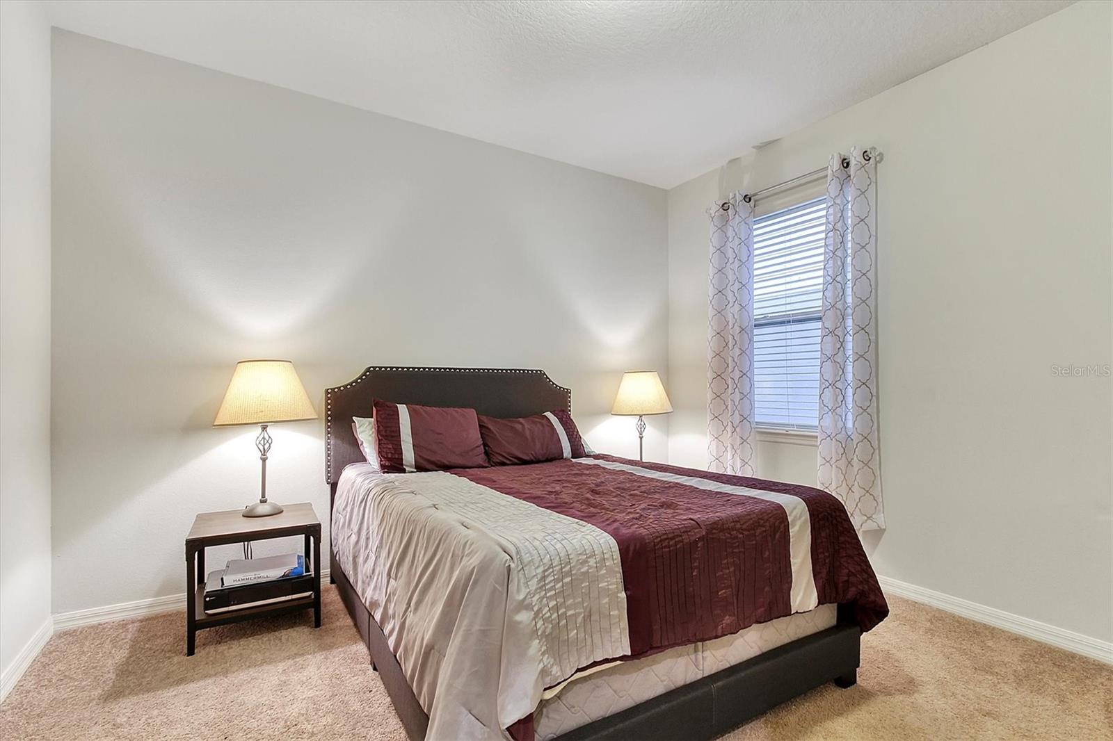 SPLIT OAK ESTATES - Residential Lease