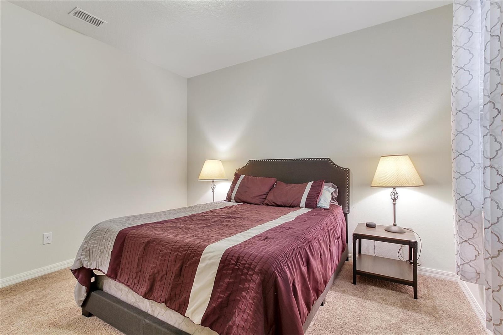 SPLIT OAK ESTATES - Residential Lease