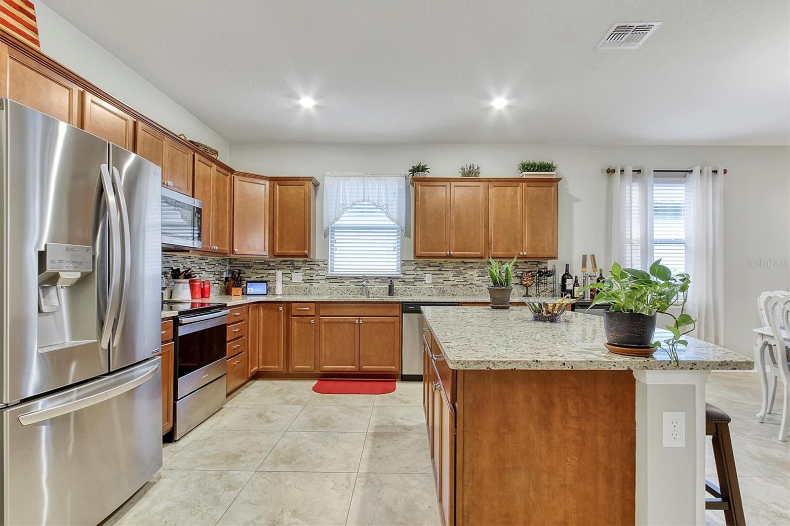 SPLIT OAK ESTATES - Residential Lease