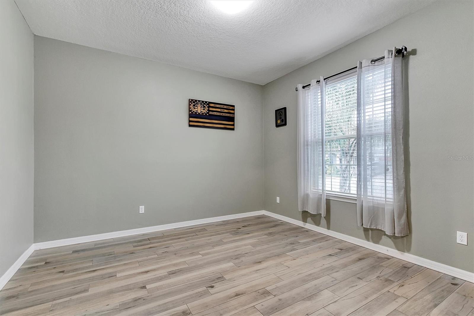SPLIT OAK ESTATES - Residential Lease