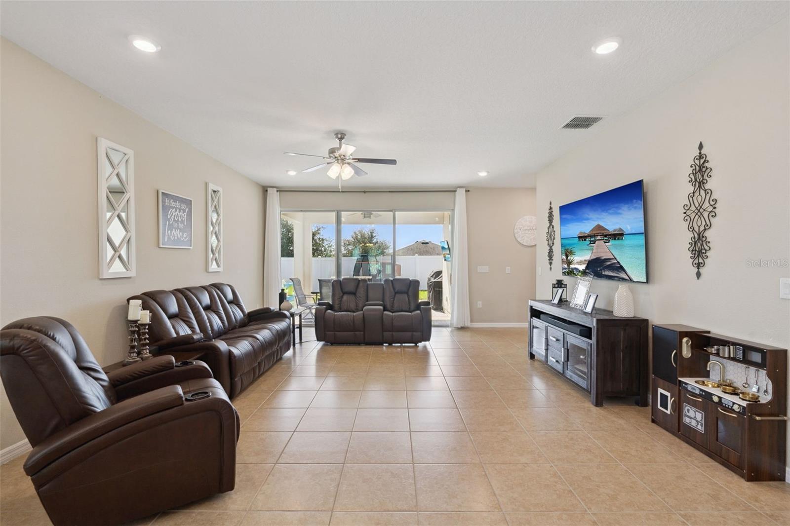 EAGLE POINTE PH III SUB - Residential