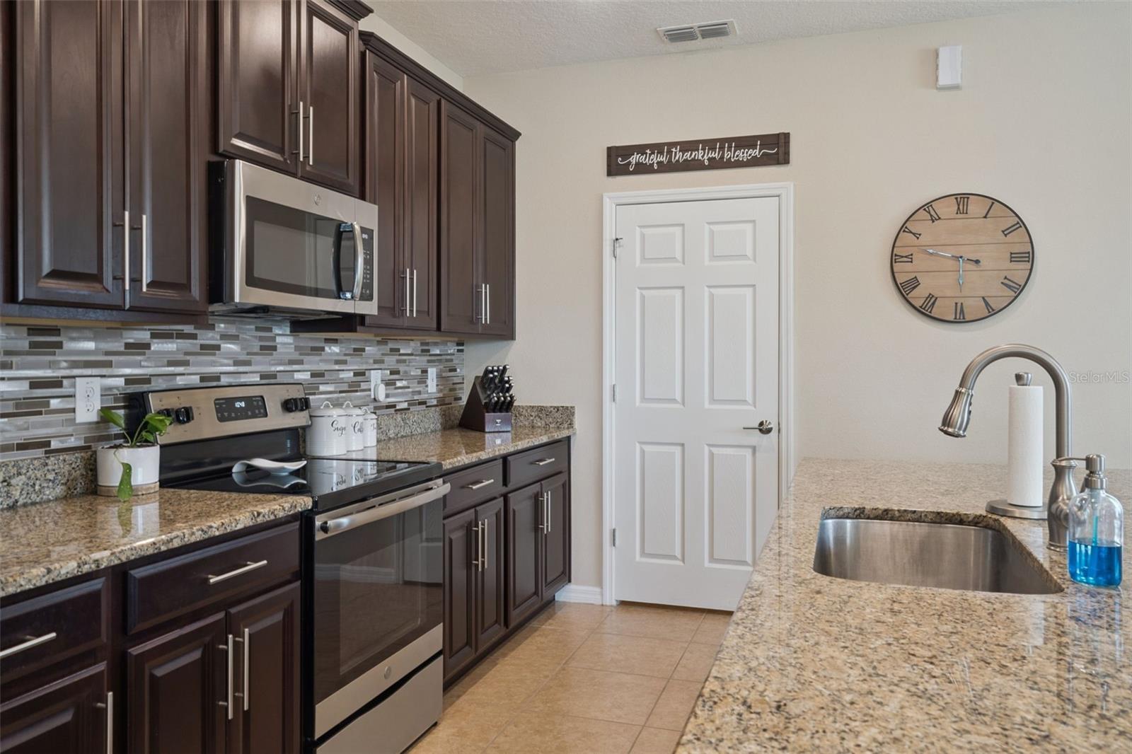 EAGLE POINTE PH III SUB - Residential