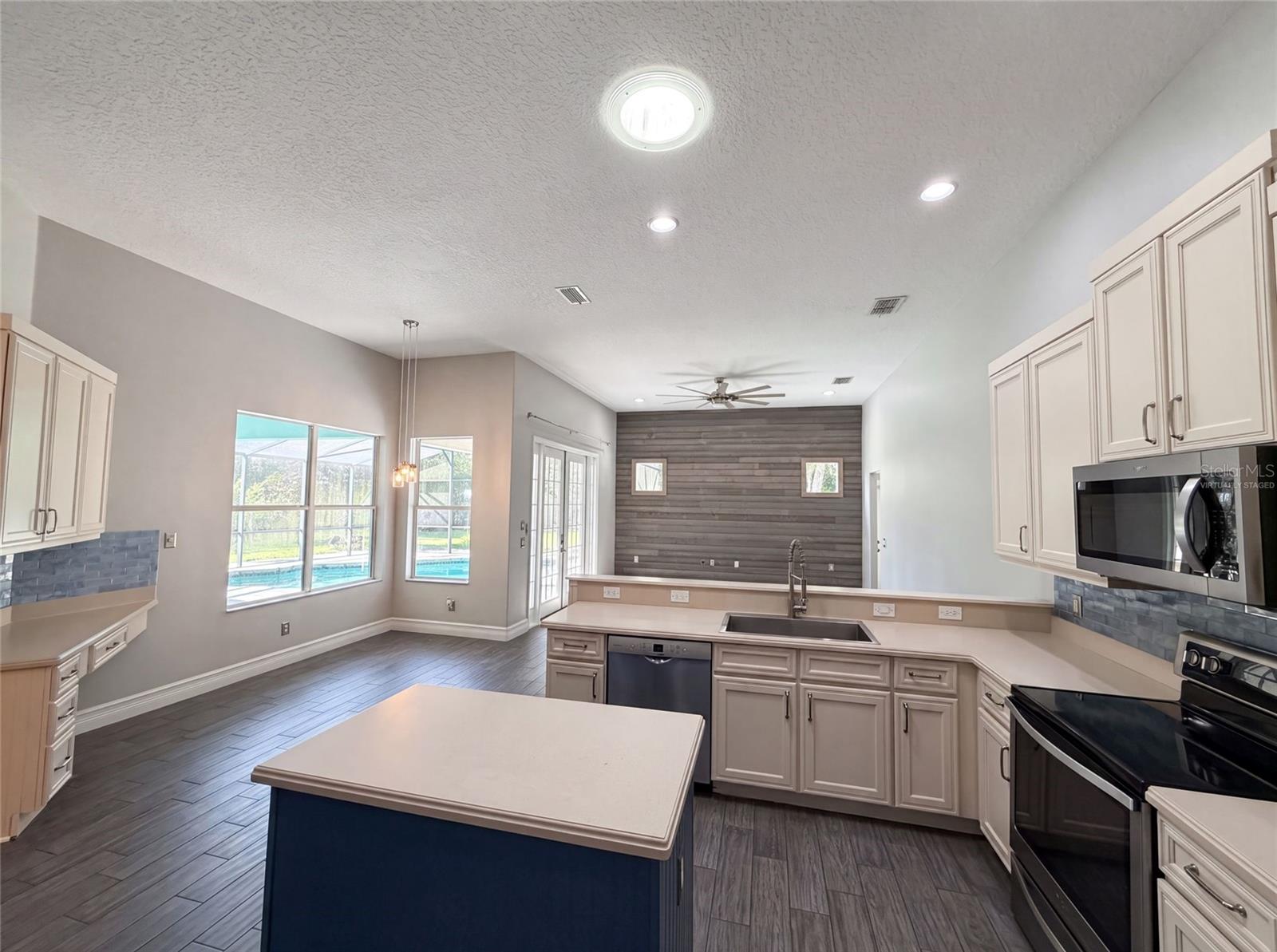 FELLS COVE UNIT 2 PH 1 - Residential