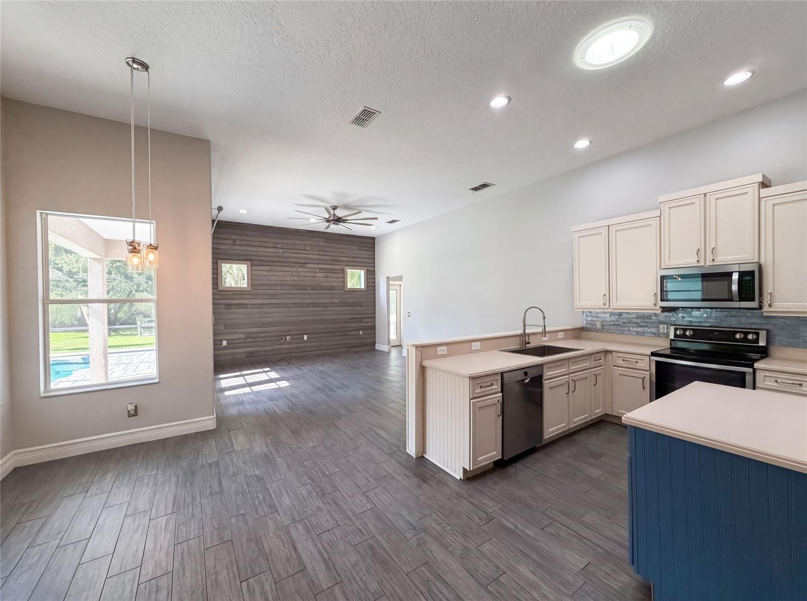 FELLS COVE UNIT 2 PH 1 - Residential