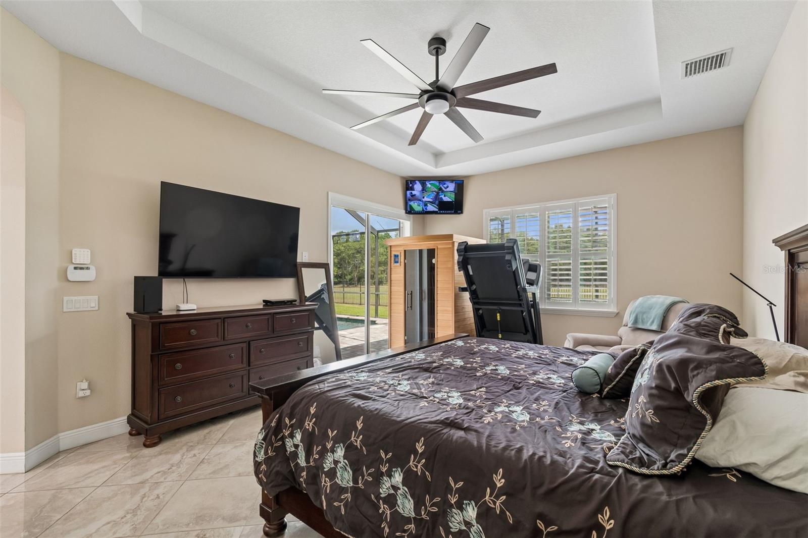 NINE EAGLES - Residential