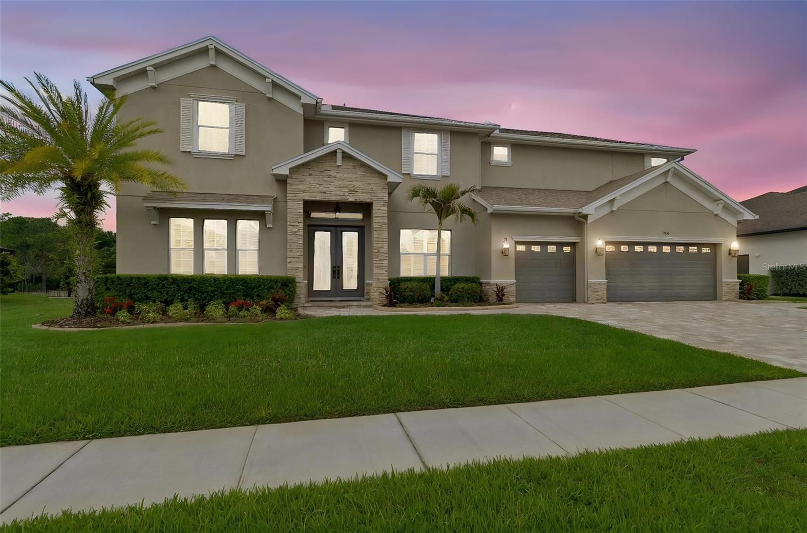 NINE EAGLES - Residential