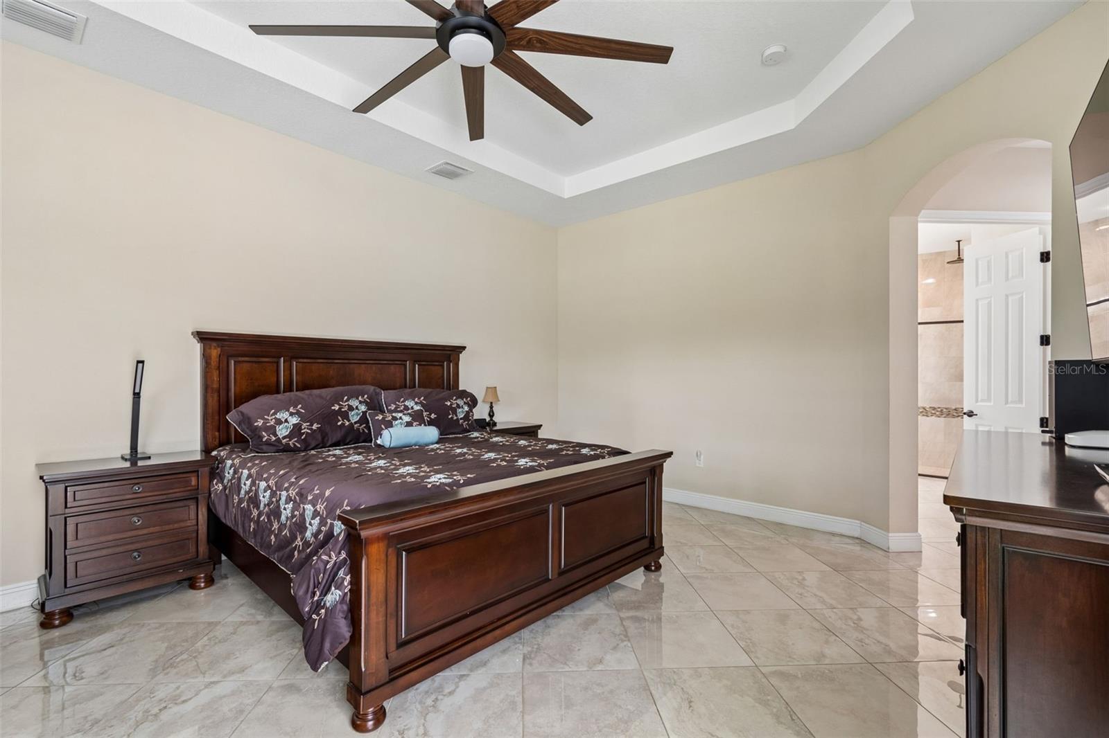 NINE EAGLES - Residential